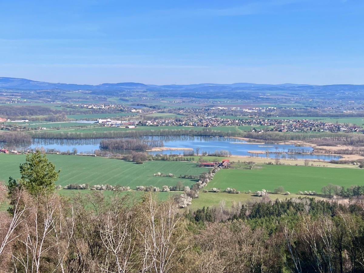 Hotel Na Krásné Vyhlídce Olsina Esterno foto